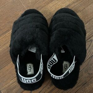 LIKE NEW- UGG “Fluff Yeah” Slippers